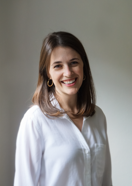 Laura Bosshardt, Founder of Laura Lines Calligraphy